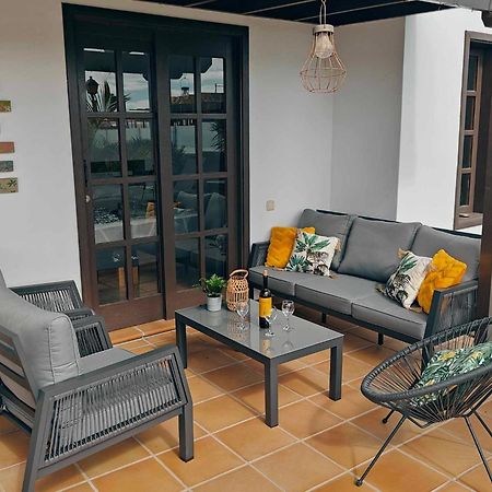 Casa Del Sol Naciente - Heated Pools - Wifi - Uk,Be,Nl,Fr Tv Channels Playa Blanca  Exterior photo