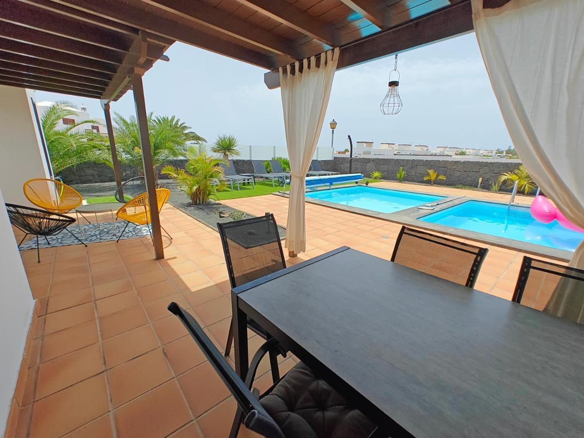 Casa Del Sol Naciente - Heated Pools - Wifi - Uk,Be,Nl,Fr Tv Channels Playa Blanca  Exterior photo