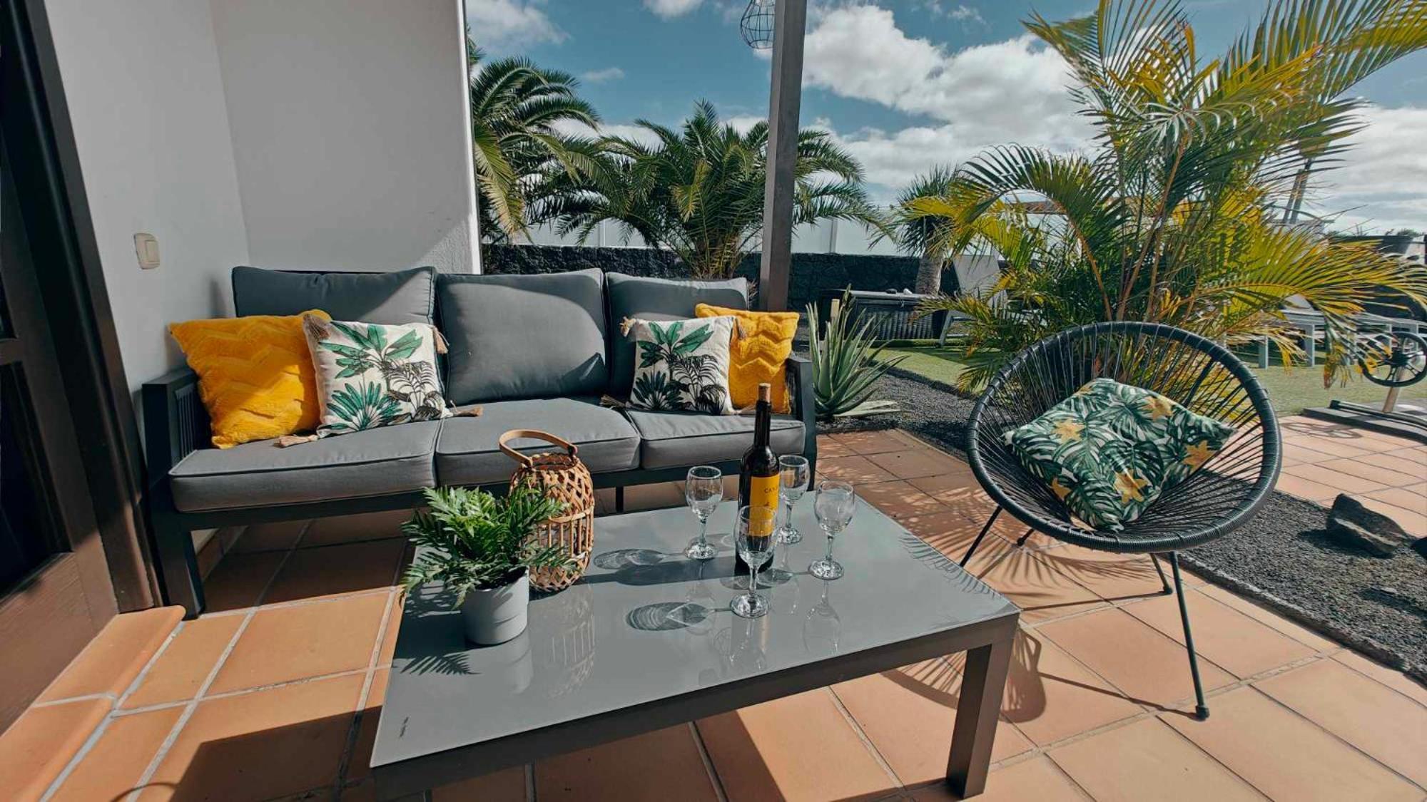 Casa Del Sol Naciente - Heated Pools - Wifi - Uk,Be,Nl,Fr Tv Channels Playa Blanca  Exterior photo